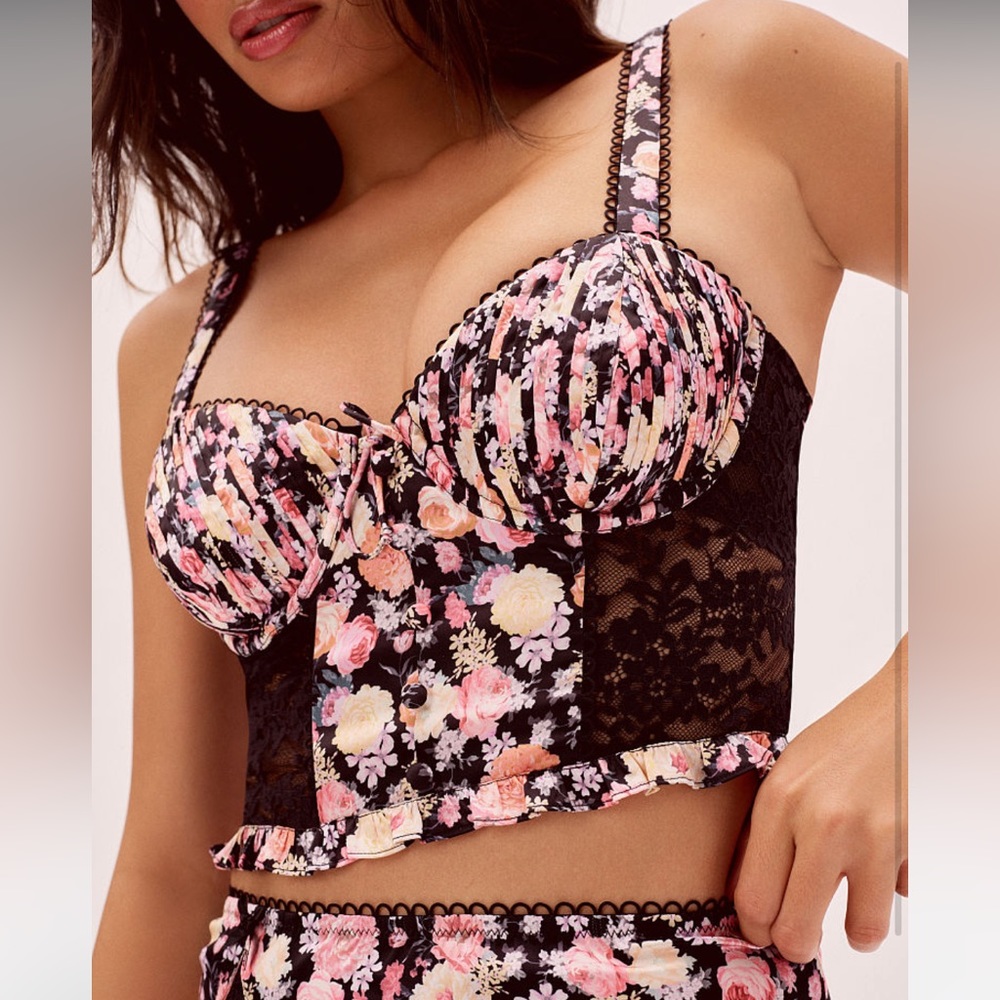NWOT Love For Lemons Gardenia Long Line Bra Top Size S